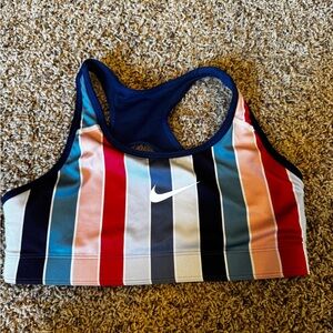 Nike reversible sports bra size small